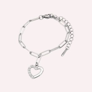 Zilverkleurige stainless steel armband met open hart hanger en fonkelende zirkonia steentjes, verstelbare dames schakelarmband.